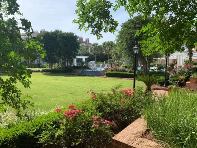 Top-rated garden landscaping for residential properties in Fort Walton Beach, FL by Horticulture Services Group