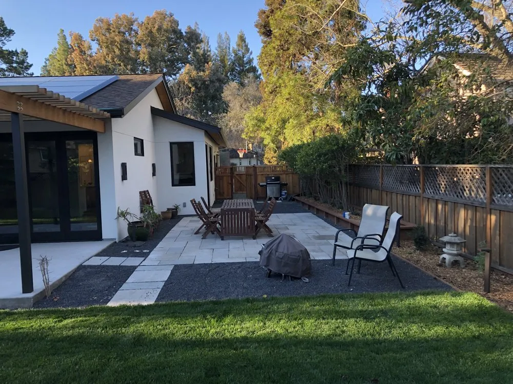 Custom yard cleanup service in Palo Alto, CA by Hortus Design Sustainable Landscapes