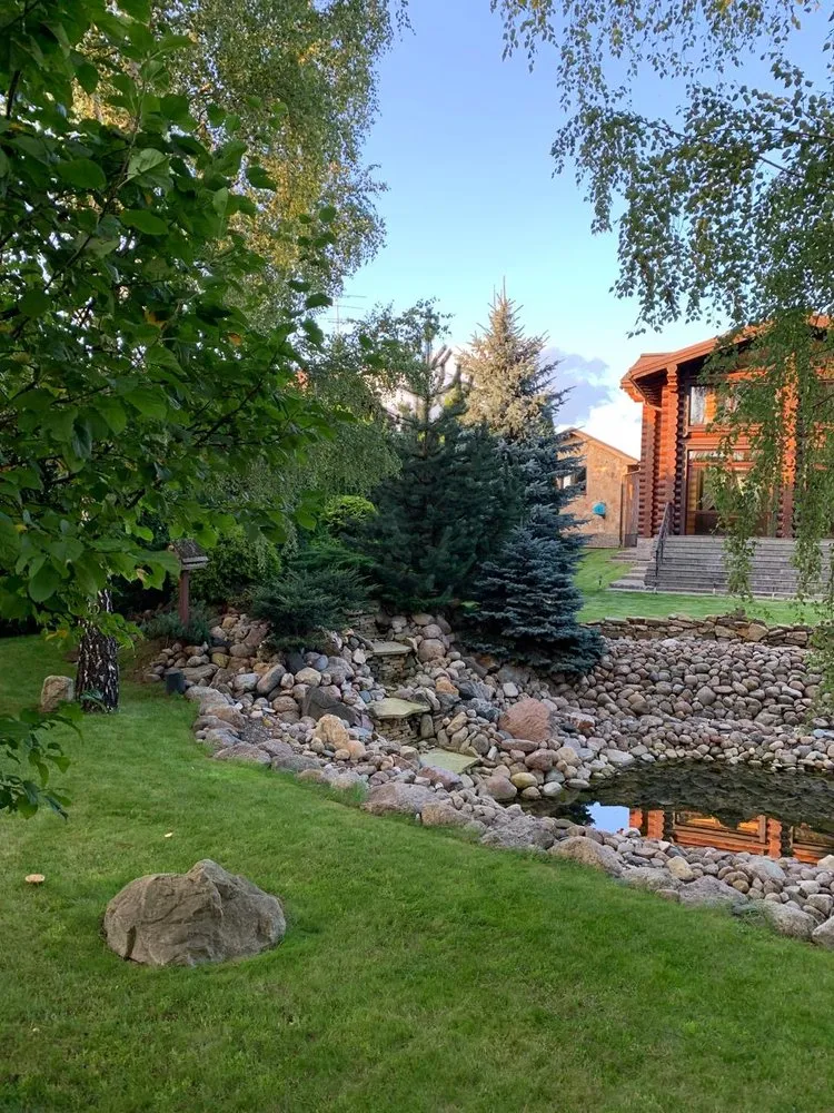 Top-rated lawn mowing service for residential properties in Charlotte, NC by Hortus-Flora