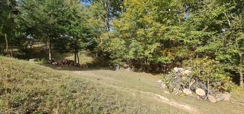 Reliable landscape installation in Chester, IL - Hoskin Haus Tree Service & Pressure Washing