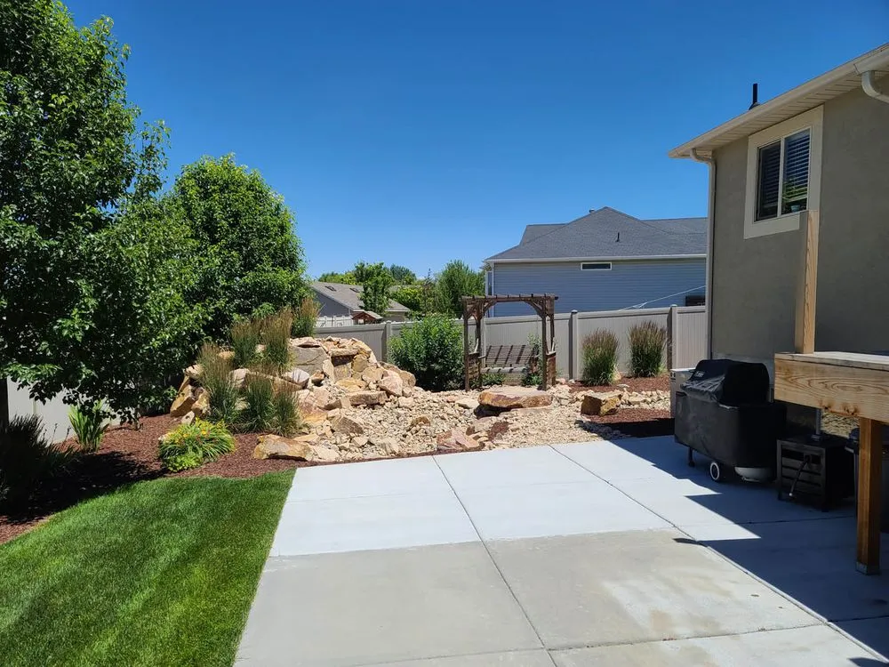Top-rated residential landscaping experts serving Farmington, UT - Hot Shot Sprinkler Repair & Landscape - Farmington