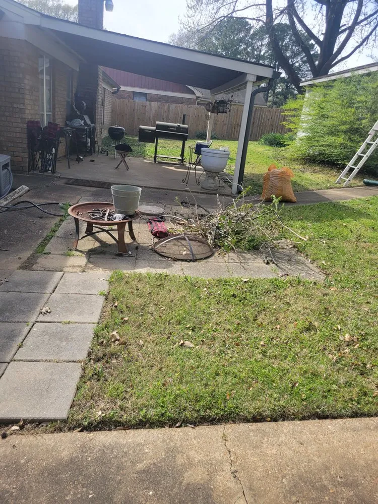 Affordable outdoor landscaping with custom design across Southaven, MS - Hotshot