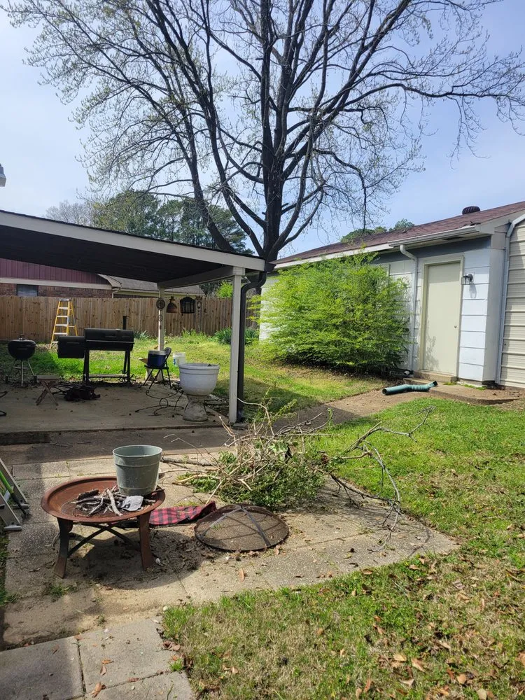 Professional residential landscaping for year-round maintenance across Southaven, MS - Hotshot