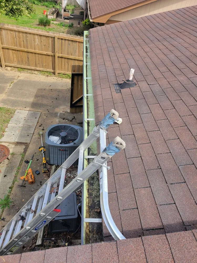 Local lawn care service in Southaven, MS - Hotshot