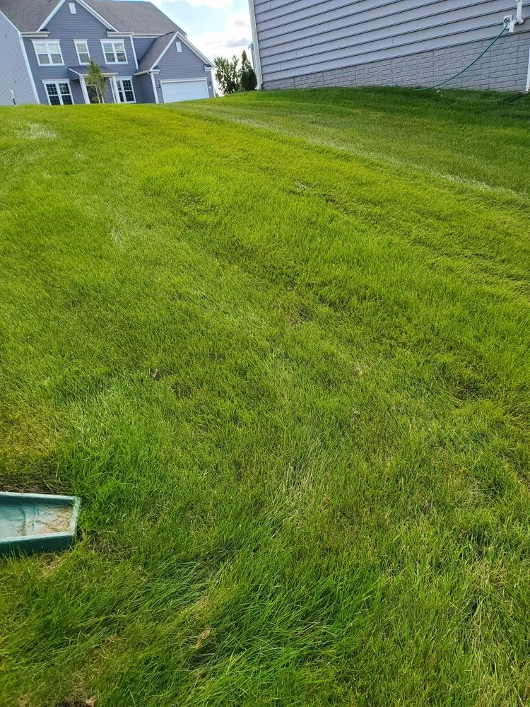 Local lawn care service in Hagerstown, MD by Hott's Lawn Care