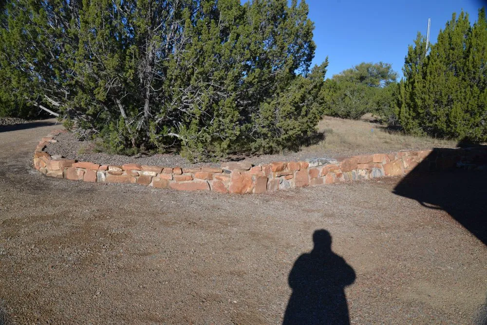 Local yard cleanup service experts serving Cedar Crest, NM - Houghton Home Hardscape