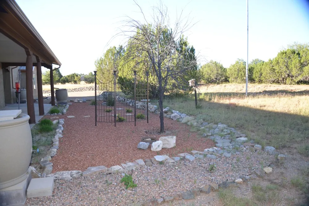 Reliable yard maintenance experts serving Cedar Crest, NM - Houghton Home Hardscape