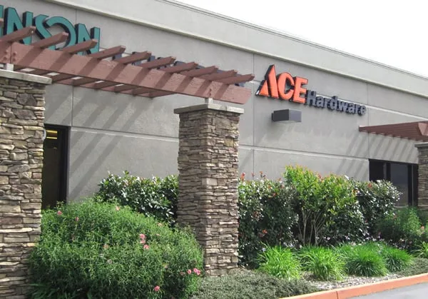 Local lawn care service in San Martin, CA by Houle LM