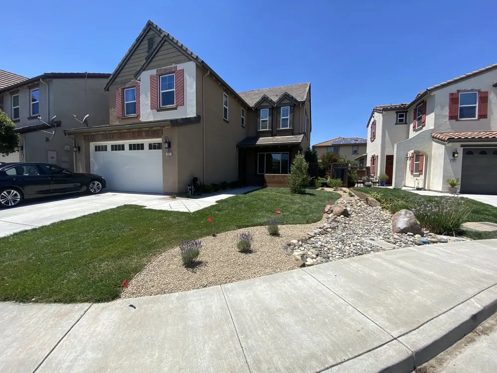 Top-rated landscaping services experts serving San Martin, CA - Houle LM