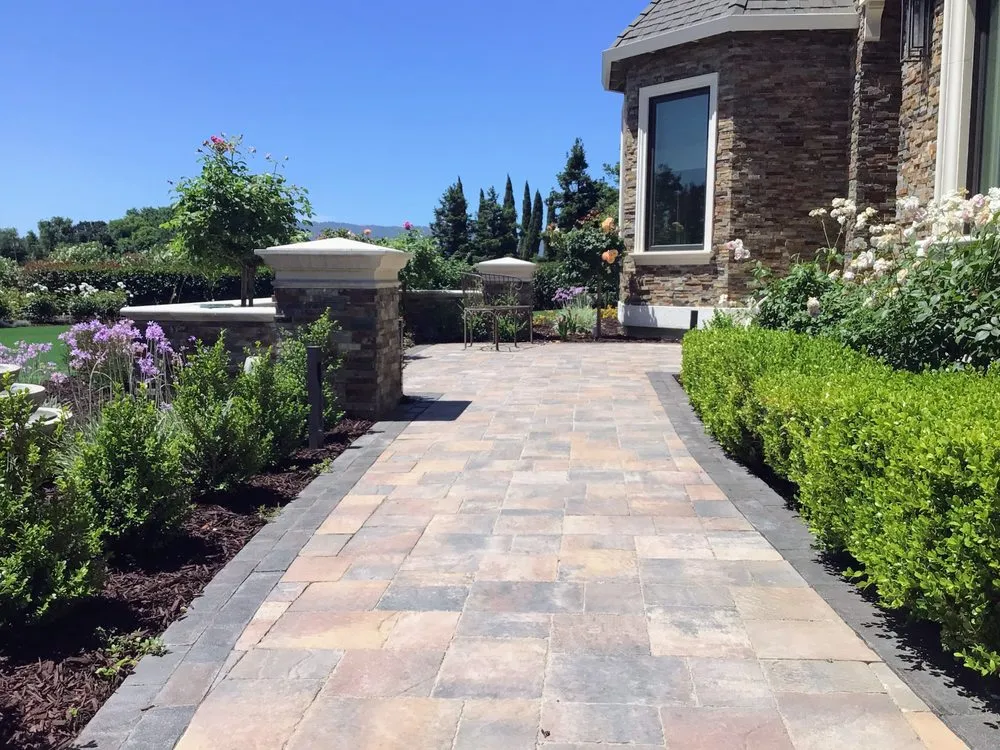 Expert yard cleanup service for year-round maintenance across San Martin, CA - Houle LM