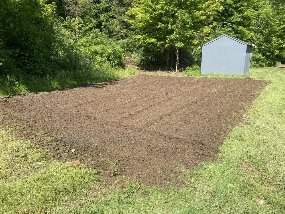 Expert lawn care service in Holley, NY - Hound lawn service & landscaping