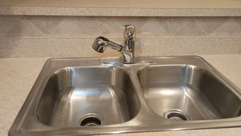 Affordable lawn mowing service in Kenly, NC by House 2 House