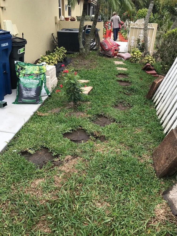 Professional lawn mowing service near you across Bradenton, FL - House Cleaning & Landscaping Quality Services