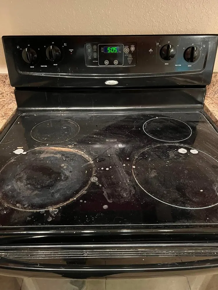 Trusted lawn mowing service in Bradenton, FL - House Cleaning & Landscaping Quality Services