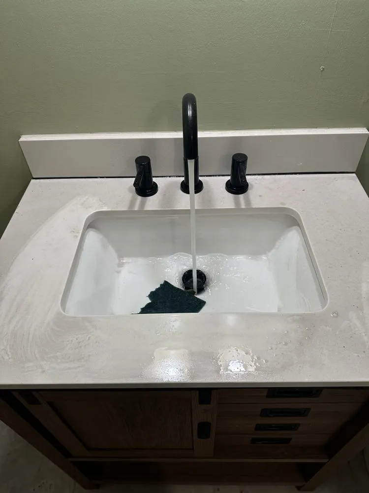 Expert garden landscaping in Columbus, OH by House Cleaning Morazan