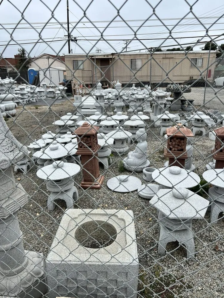 Custom outdoor landscaping in Lakewood, CA by House of Bonsai