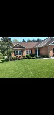 House&Yard Maintenance Logo