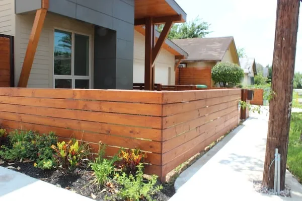 Houston Fence and Lawn Logo