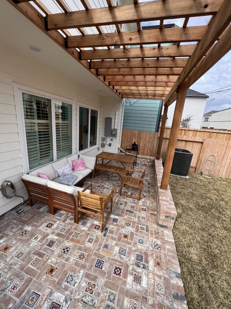 Reliable outdoor landscaping in Houston, TX by Houston Heights Landscaping