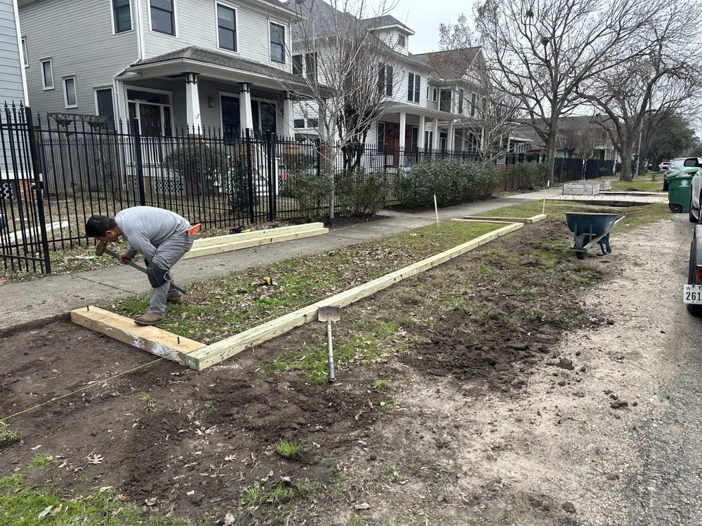 Expert landscaping services for year-round maintenance across Houston, TX - Houston Heights Landscaping