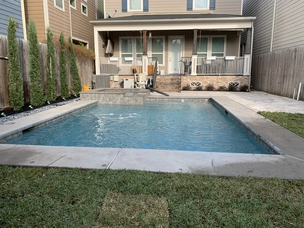 Affordable lawn care service in Houston, TX by Houston Heights Landscaping