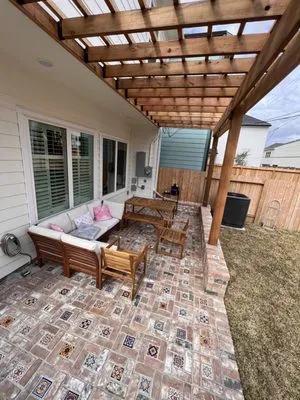 Houston Heights Landscaping Logo