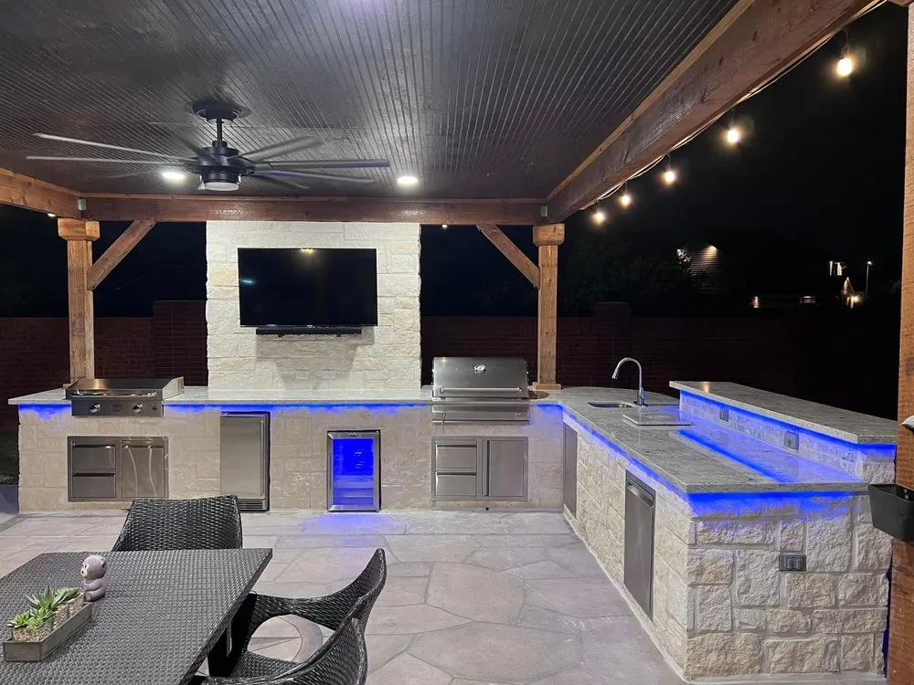 Local garden landscaping in Richmond, TX by Houston Landscape Images