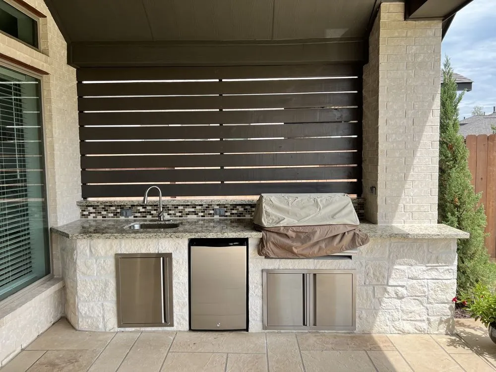 Professional lawn mowing service experts serving Richmond, TX - Houston Landscape Images