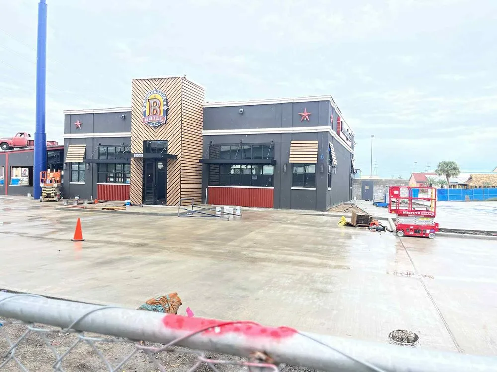 Affordable lawn mowing service in Houston, TX - Houston Yard Pros