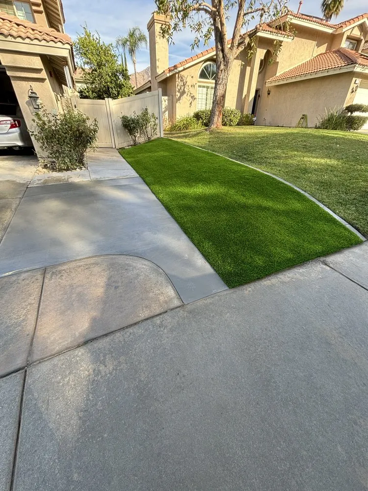 Custom lawn mowing service in Moreno Valley, CA - Houston's Landscaping