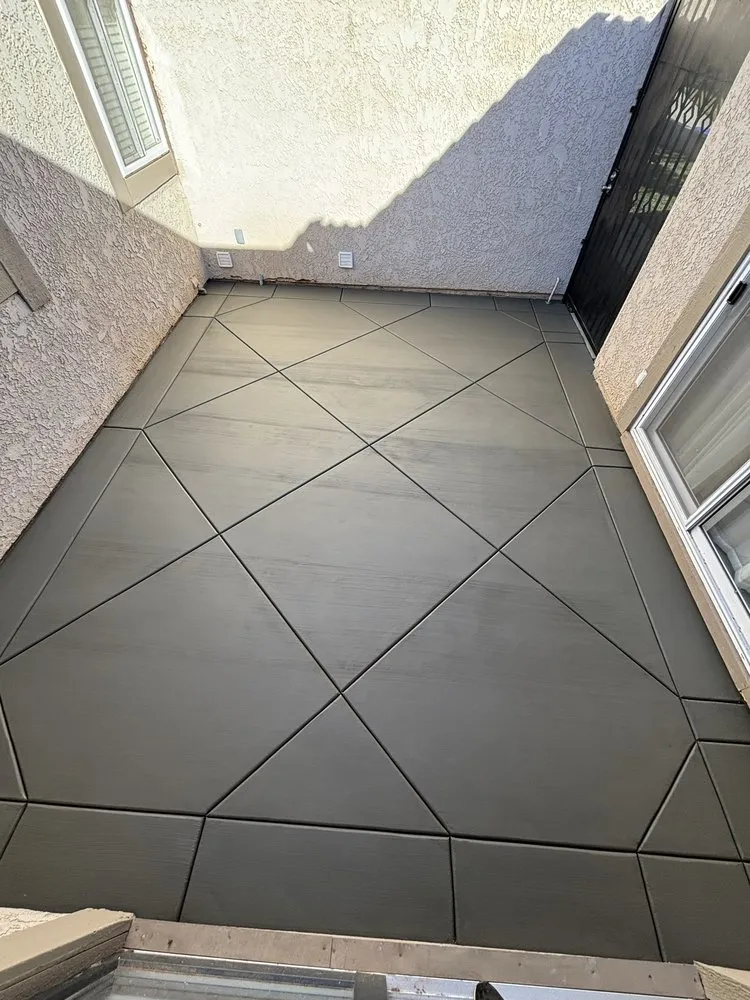 Custom yard cleanup service in Moreno Valley, CA - Houston's Landscaping