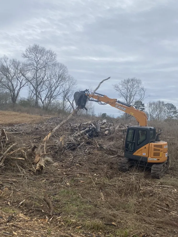 Custom outdoor landscaping in Carthage, MS by Houston’s Mulching & Excavation Service