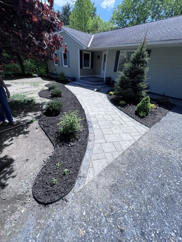 Professional lawn care service in Randolph, VT - Hovnanian Landscape Excavation