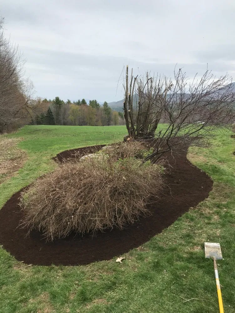 Reliable lawn care service in Randolph, VT - Hovnanian Landscape Excavation