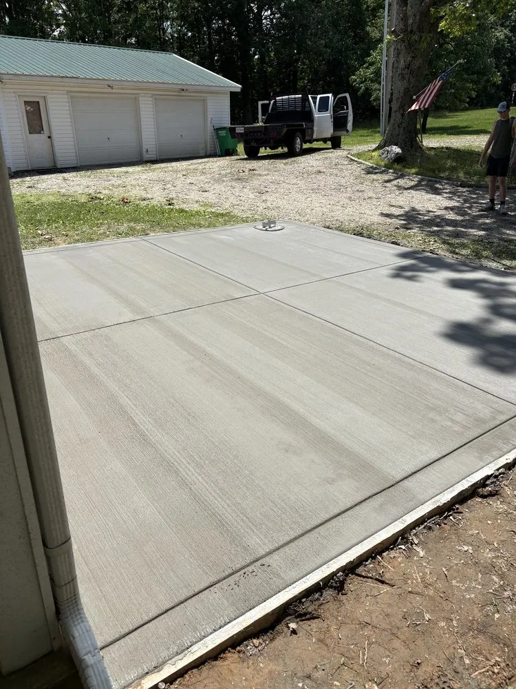 Expert yard cleanup service for outdoor upgrades across Farmington, MO - Howard Concrete