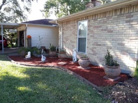 Expert landscape design in La Porte, TX - Howard Family Lawn Care