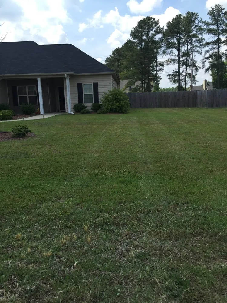 Custom lawn mowing service in Raeford, NC by Howard Lawn Care