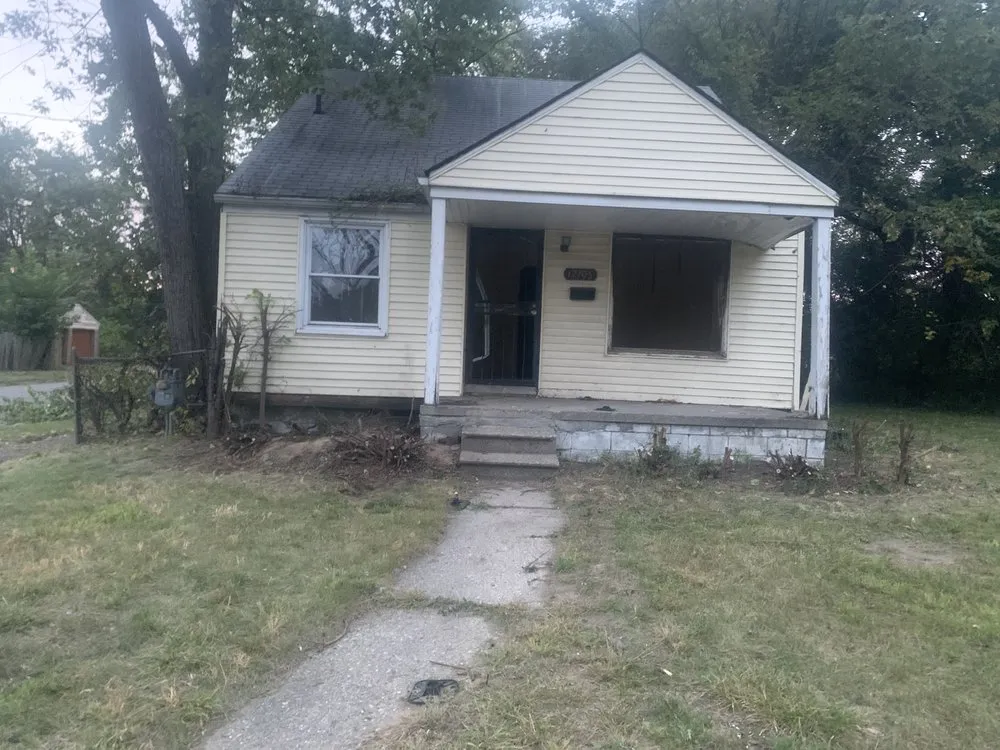 Expert landscaping services with custom design across Detroit, MI - Howard Lawn Service