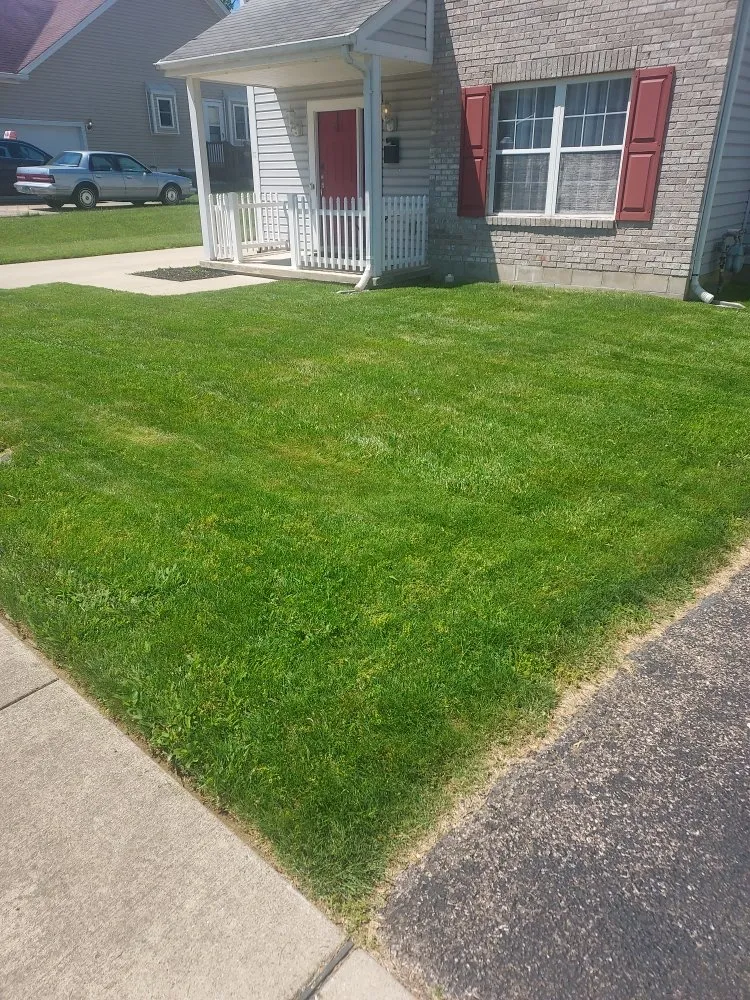Reliable lawn mowing service in Dayton, OH by Howard's Lawn Care And Snow Removal