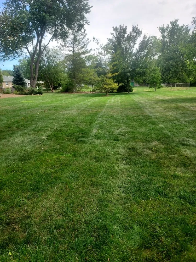 Professional landscape design experts serving Dayton, OH - Howard's Lawn Care And Snow Removal