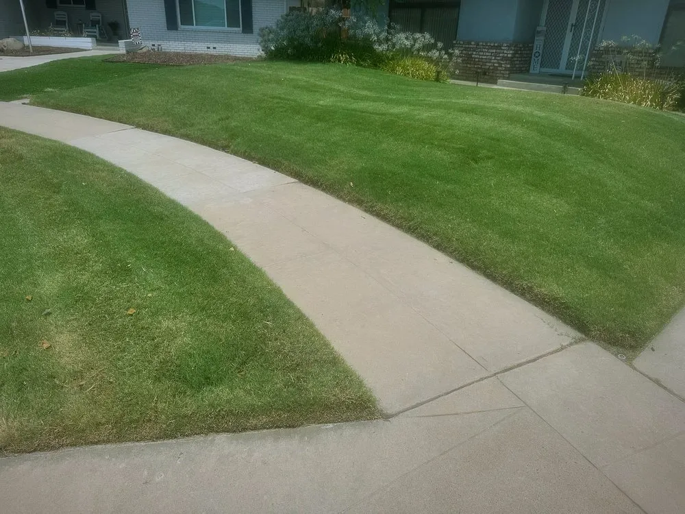 Reliable lawn mowing service experts serving Fresno, CA - Howard’s Lawn Service