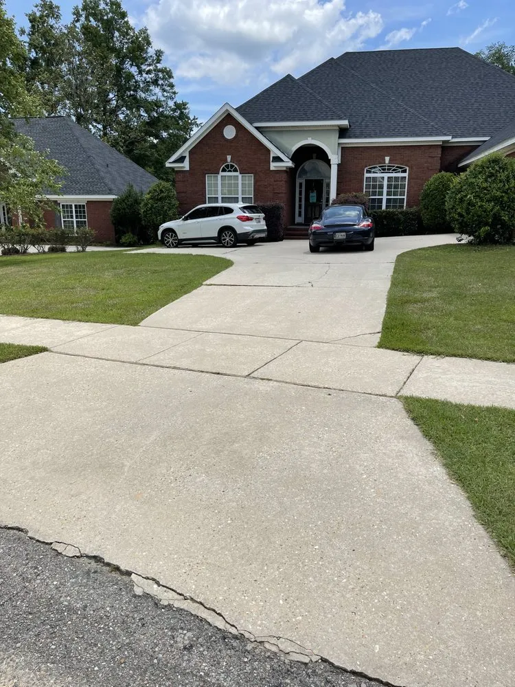 Local outdoor landscaping in Mobile, AL - Howard’s Pressure Washing