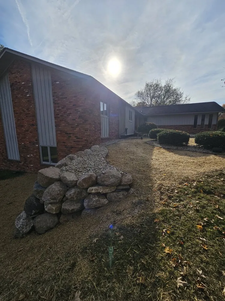 Trusted garden landscaping in Howell, MI by Howell Hardscape