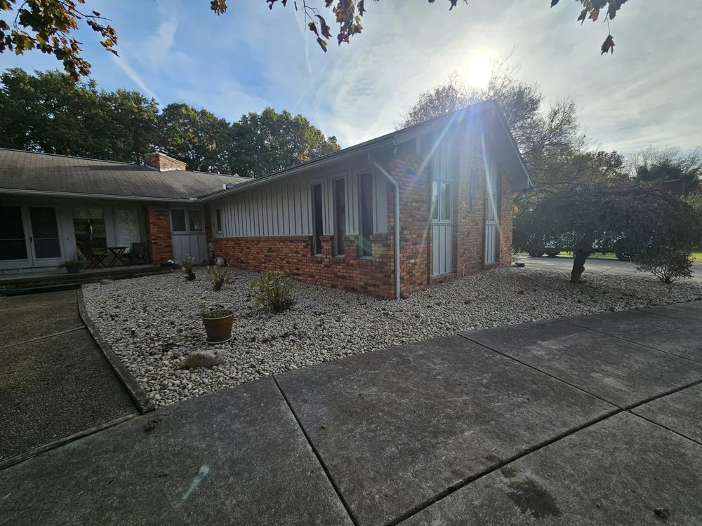 Custom yard maintenance with custom design in Howell, MI by Howell Hardscape