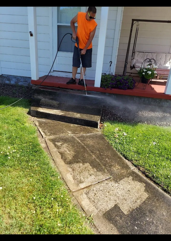 Custom garden landscaping for beautiful yards across Greece, NY - Howell's Custom Landscaping