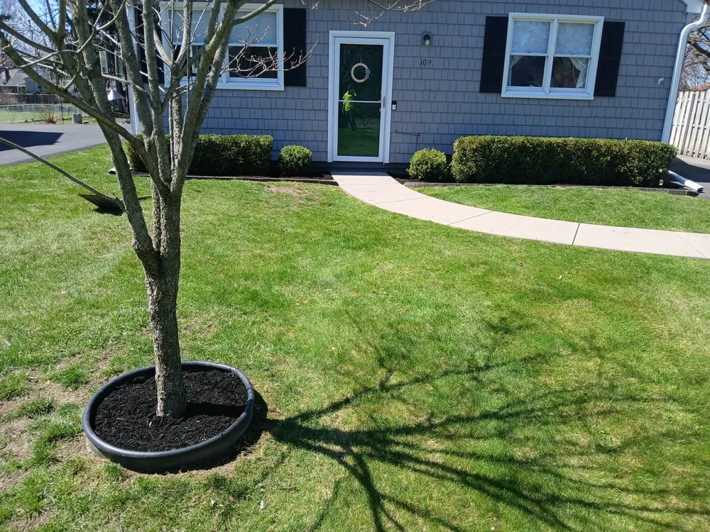 Custom landscape design experts serving Greece, NY - Howell's Custom Landscaping