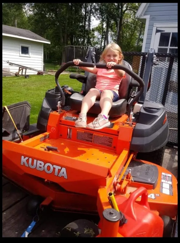 Expert yard maintenance experts serving Greece, NY - Howell's Custom Landscaping