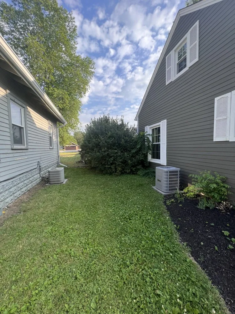 Trusted outdoor landscaping with custom design in Greenfield, IN by Howells Cuts And Clean Ups