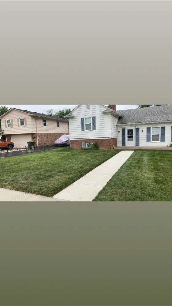 Affordable lawn care service for homes across Greenfield, IN - Howells Cuts And Clean Ups
