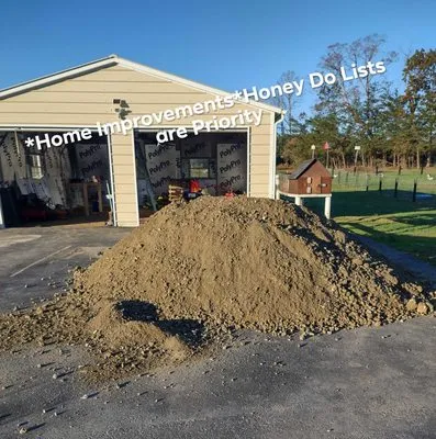 Howells Landscaping Logo